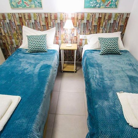 Sh Cruz Moderno Apartmento Cerca Del Mercado קדיז מראה חיצוני תמונה
