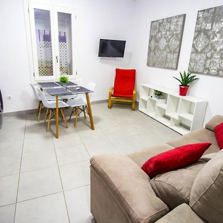 Sh Cruz Moderno Apartmento Cerca Del Mercado קדיז מראה חיצוני תמונה