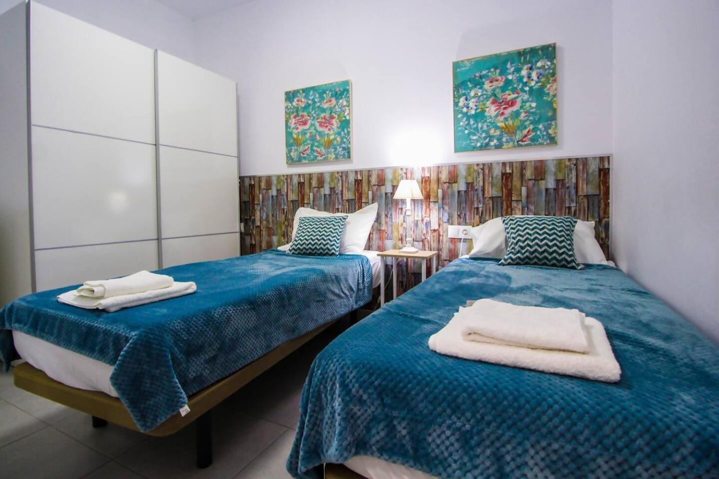 Sh Cruz Moderno Apartmento Cerca Del Mercado קדיז מראה חיצוני תמונה