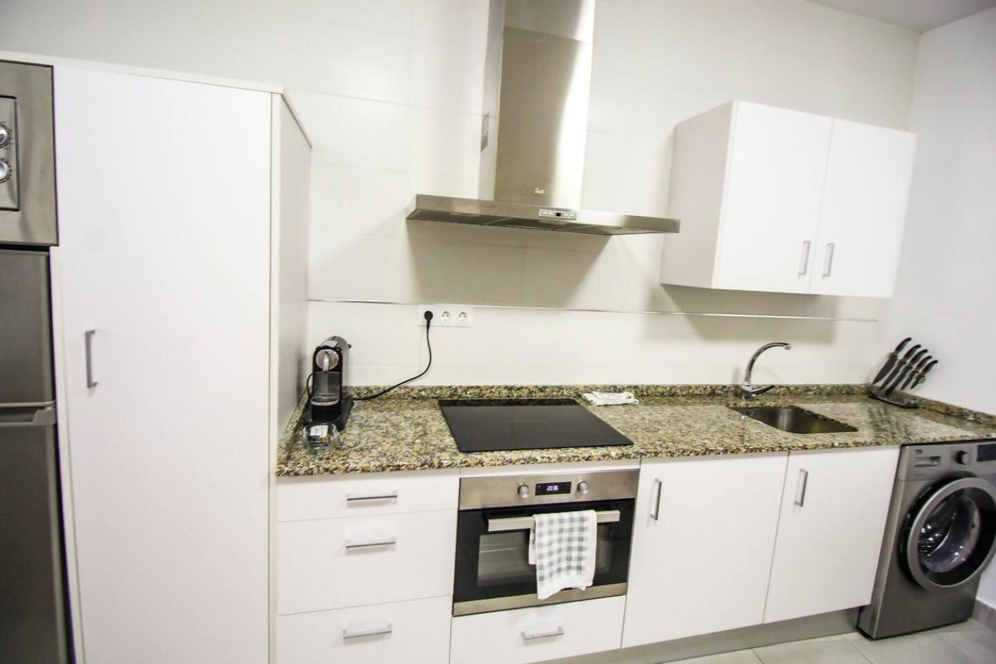 Sh Cruz Moderno Apartmento Cerca Del Mercado קדיז מראה חיצוני תמונה